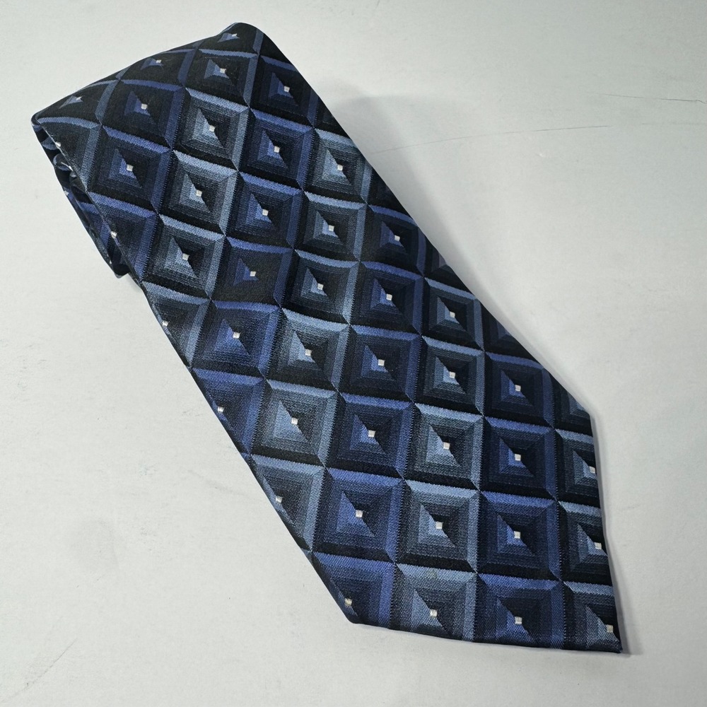 Van Heusen Men's Blue Geometric Diamond 100% Silk Tie Stain Resistant‎ Hand Made